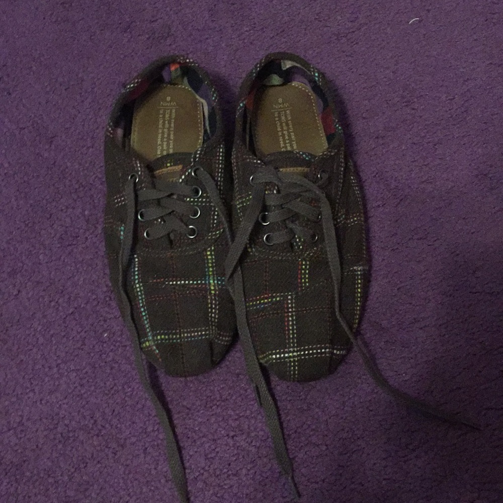 Toms sneaker shoes